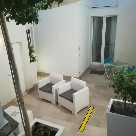 Y Arcillos Luxury Cin Ito75o35b4ooo468o2 Vendégház 4*
