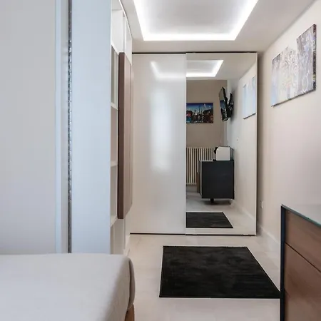 Y Arcillos Luxury Cin Ito75o35b4ooo468o2 Guest house *
