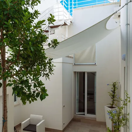 Y Arcillos Luxury Cin Ito75o35b4ooo468o2 3*